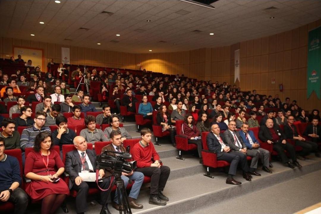 B&uuml;y&uuml;kkılı&ccedil;, &rsquo;kariyer G&uuml;nleri&rsquo;nde &Ouml;ğrencilerle Buluştu