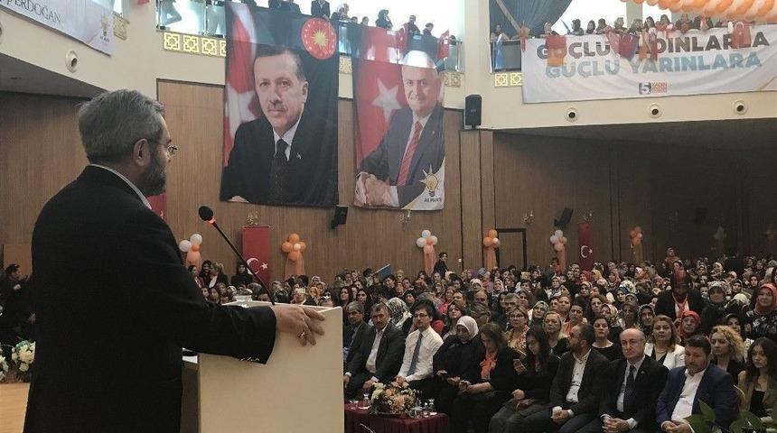 &Uuml;n&uuml;var: "kadın Eli Değen Her İş Bereketlenir, Neticeye Ulaşır"