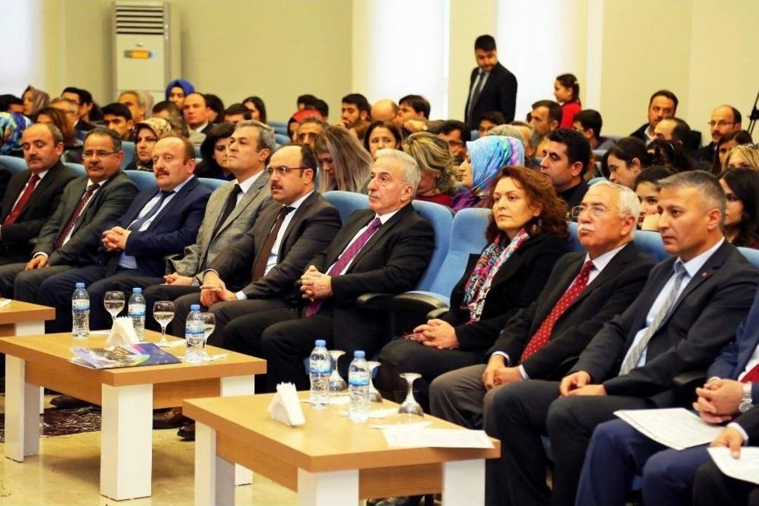 88 Okul Daha &lsquo;beyaz Bayrak&rsquo; Aldı