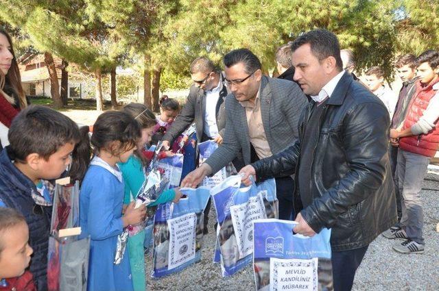 Sarıgöl’de Mevlit Kandili Öğrencilerle Birlikte Kutlandı