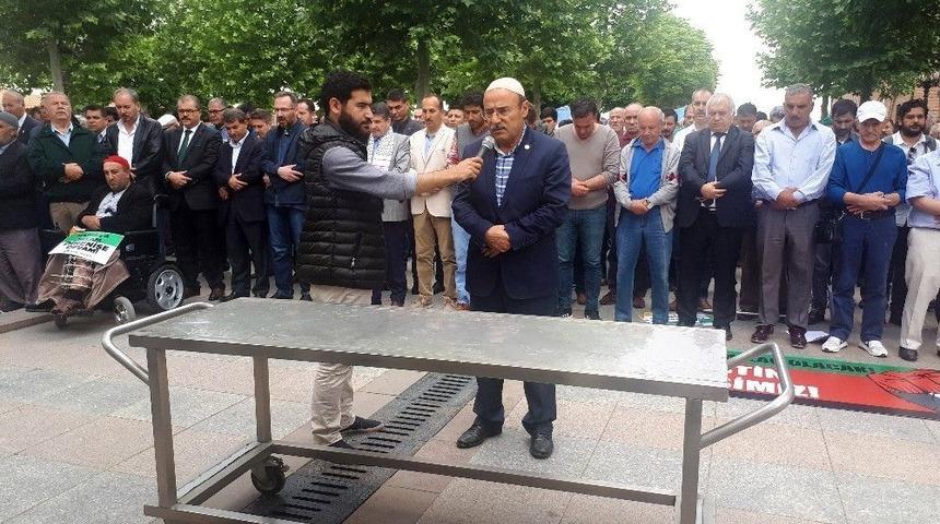 Ankara&rsquo;da Şehit Filistinliler İ&ccedil;in Gıyabi Cenaze Namazı Kılındı