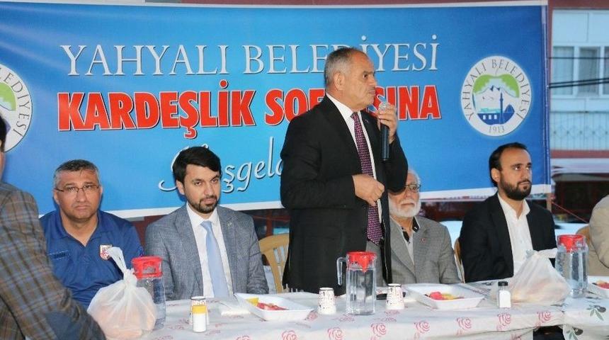 Yahyalı&rsquo;da &ldquo;kardeşlik Sofraları&rdquo; Kurulmaya Başladı