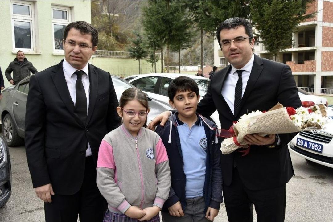 Vali Memiş, K&uuml;rt&uuml;n İl&ccedil;esinde İncelemelerde Bulundu