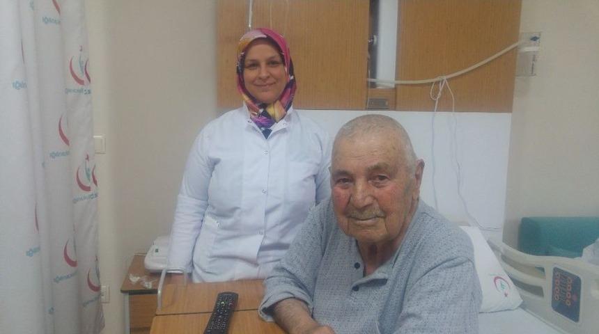 Vatandaşlar Hastane Hizmetiyle İlgili Memnuniyetlerini Dile Getirdi