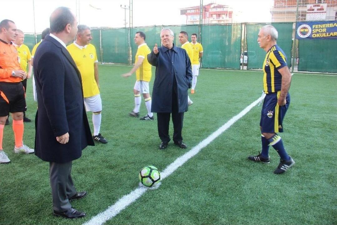 Aziz Yıldırım&rsquo;dan Gazetecilere Manalı Pas
