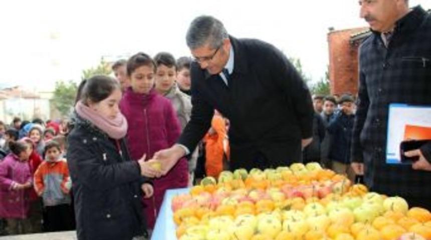 Suşehri&rsquo;nde &ldquo;sağlıklı &Ccedil;ocuklar, Mutlu Yarınlar&rdquo; Projesi