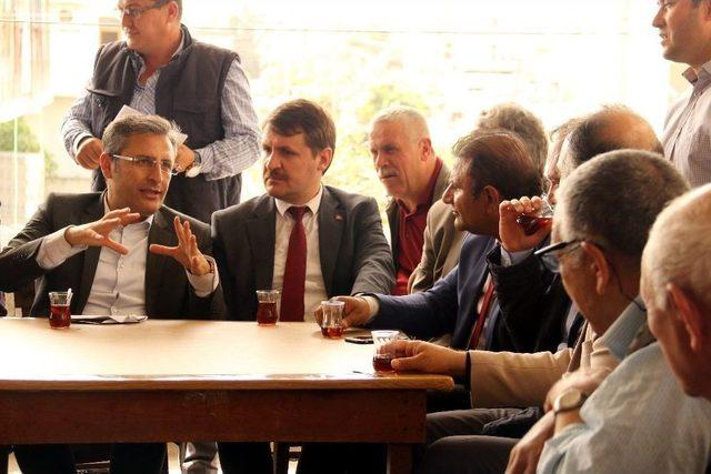 Pamuk, Huzurkent’te Vatandaşlarla Bir Araya Geldi