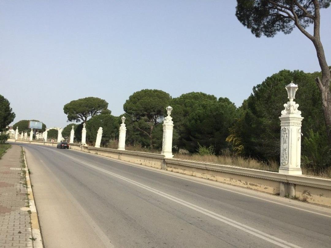 D&uuml;nyaca &Uuml;nl&uuml; Otele Dadanan Hırsızlar Yine İş Başı Yaptı