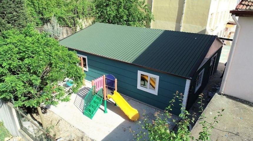 Başiskele&rsquo;de Eğitime Destek S&uuml;r&uuml;yor