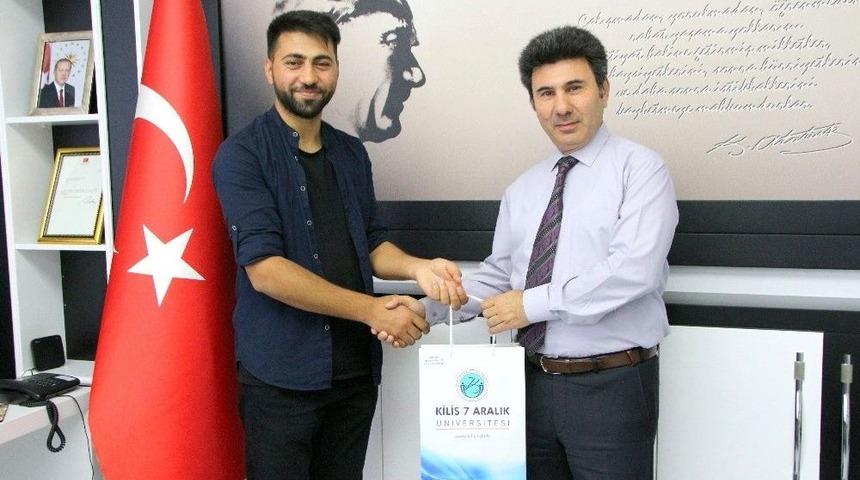 Pe&ccedil;i&ccedil; Turnuvasını Kazananlara &Ouml;d&uuml;lleri Verildi