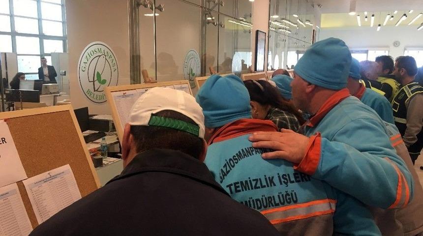 Taşeron İş&ccedil;ilerin Kadroya Ge&ccedil;iş Sevinci Kamerada