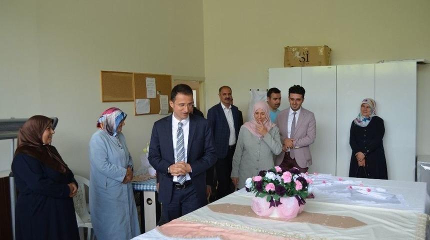 Belediyeden Kadınlara Meslek Edindirme Kursu