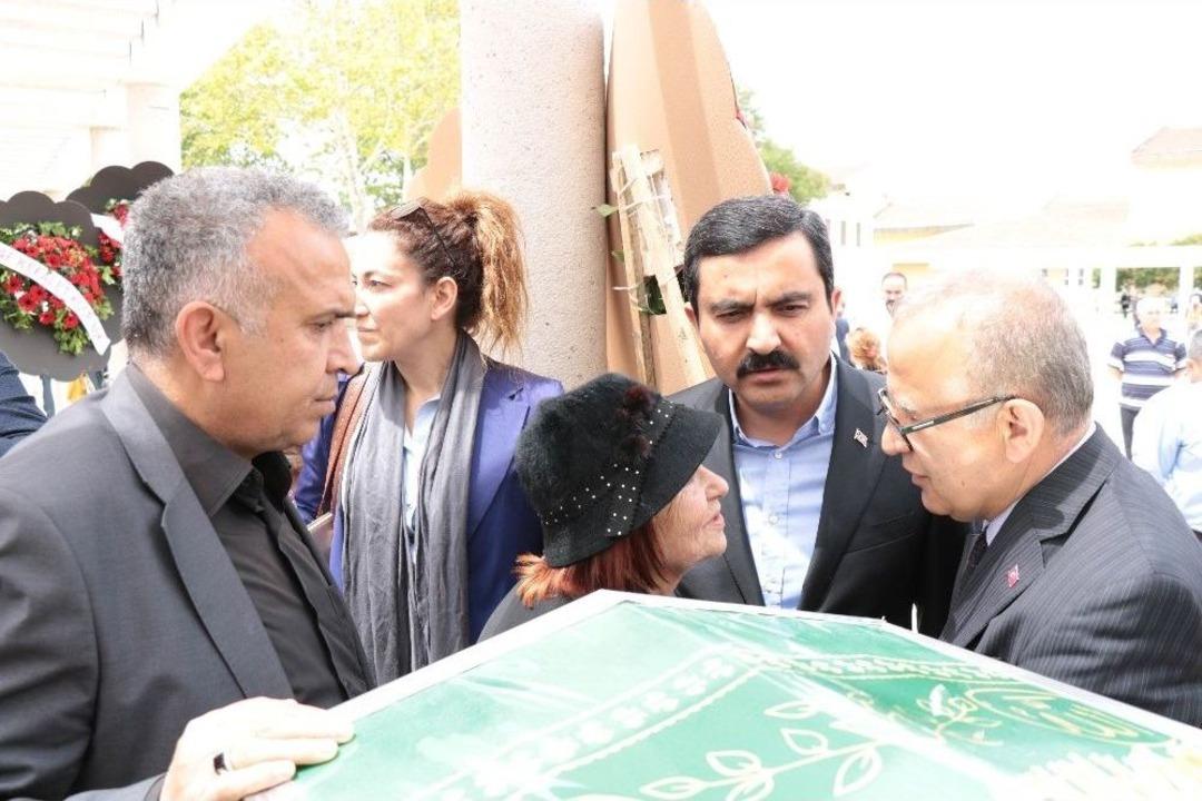 "ahi Baba" Son Yolculuğuna Uğurlandı