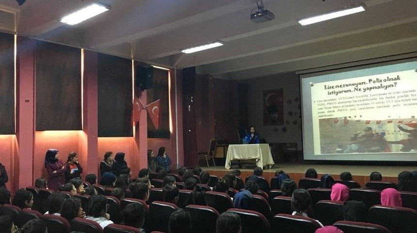 Tdp Liseli Gen&ccedil;lere Polisliği Anlattı