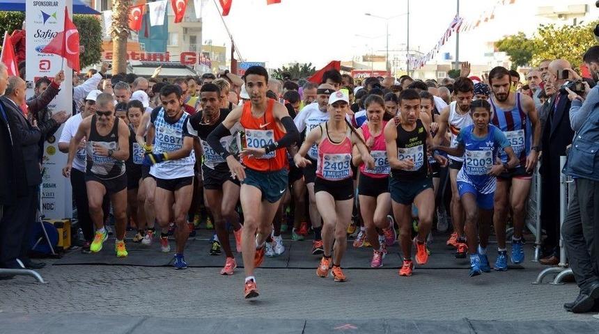 Büyükşehir Belediyesi’nden Sürücülere Maraton Uyarısı