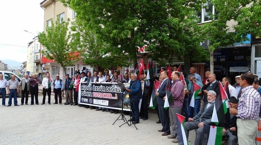 Hisarcık&rsquo;tan İsrail&rsquo;e Lanet, Filistin&rsquo;e Destek