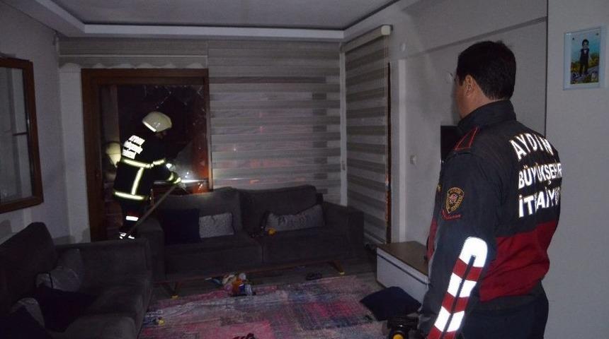 S&ouml;ke&rsquo;de Evde T&uuml;p Patladı: 1 Yaralı