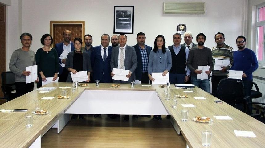 Sertifikalı Bilirkişiler Belgelerini Aldı