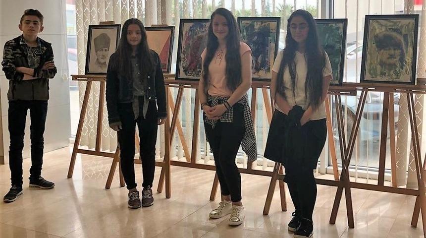 Hastanede "gen&ccedil;lik Sergisi"