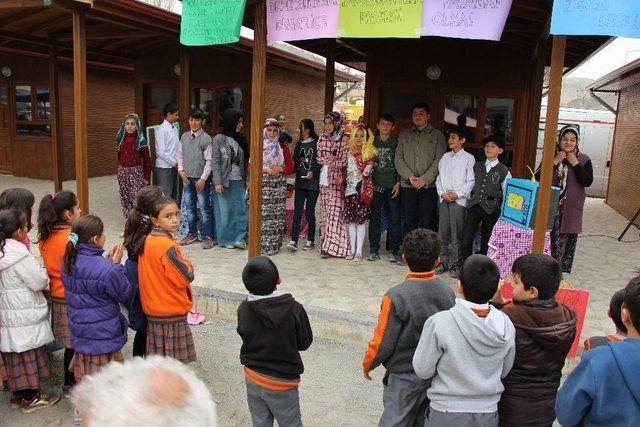 Öğrenciler Dolandırıcılık Olaylarına Böyle Dikkat Çekti