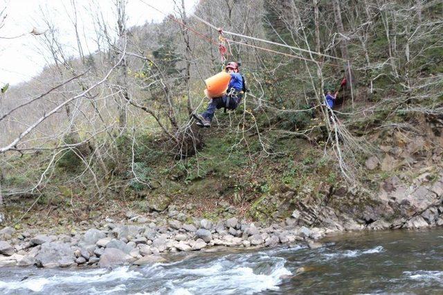 Afad&rsquo;dan Trabzon&rsquo;da Heyelan Ve Sel Tatbikatı 1