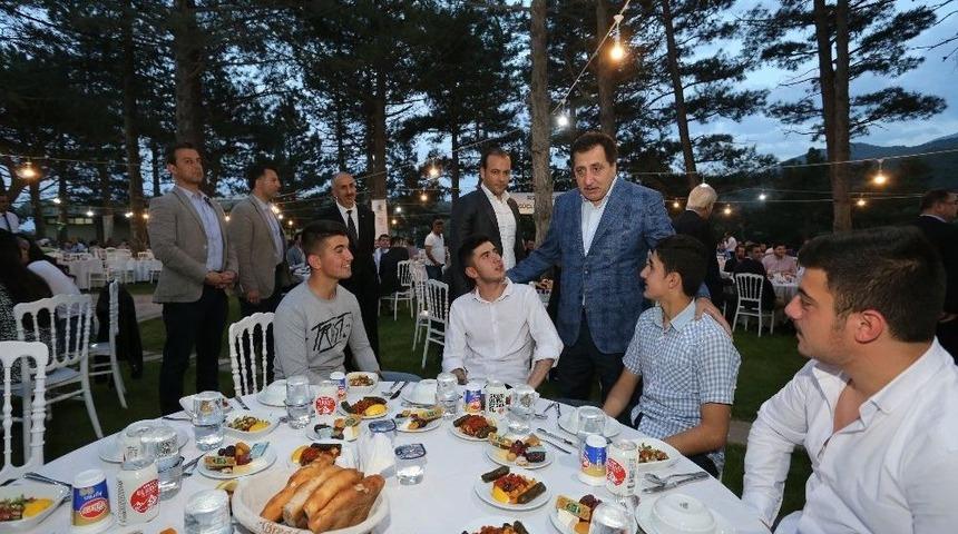 Bursa Çimento’dan Çalışanlarına İftar