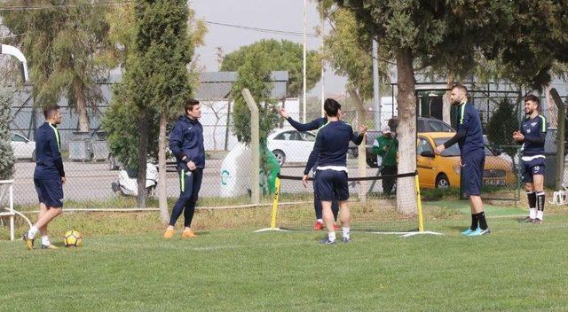 T.m Akhisarspor’da Başakşehir Maçı Hazırlıkları Başladı