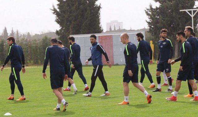 T.m Akhisarspor’da Başakşehir Maçı Hazırlıkları Başladı