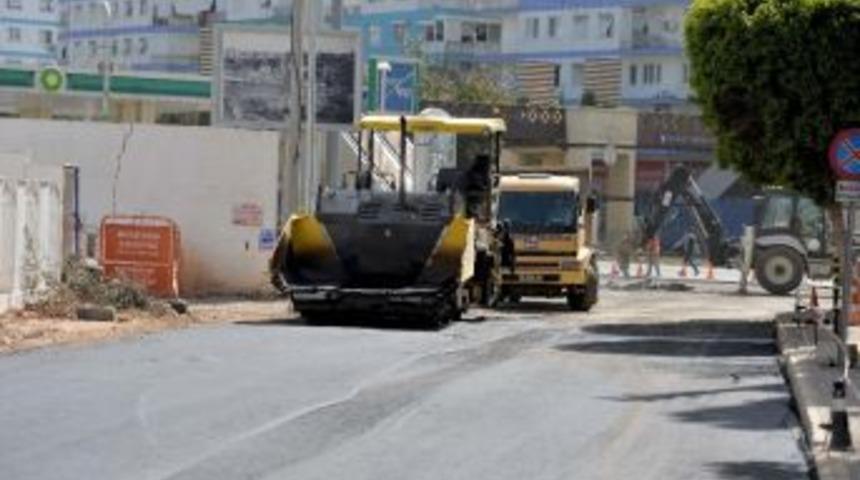 Muratpaşa Yenigün’de Caddeler Yenileniyor