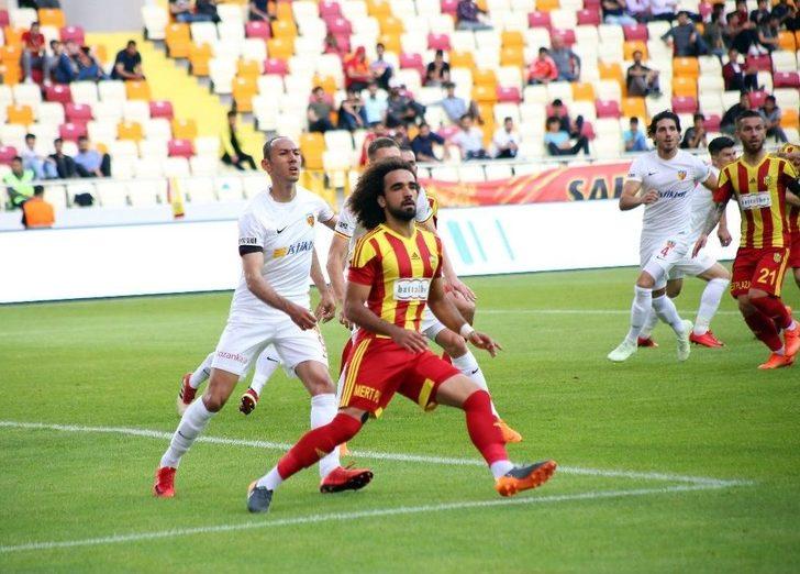 Spor Toto Süper Lig: E. Yeni Malatyaspor: 2 - Kayserispor: (ilk Yarı) G4