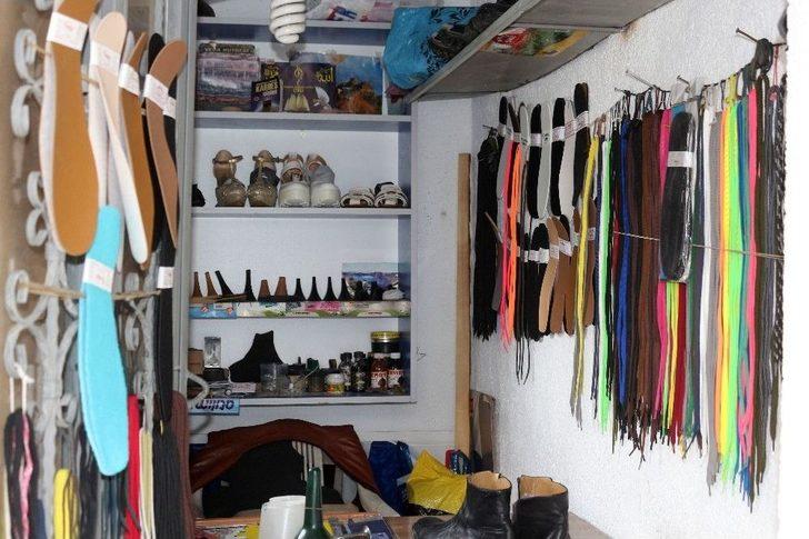 İki Metrekarelik Dükkanda Geçen Bir Ömür G4