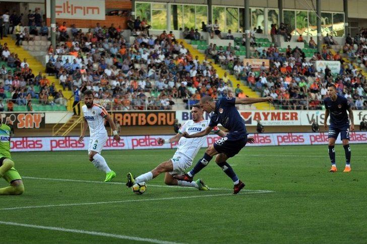 Spor Toto Süper Lig: Aytemiz Alanyaspor: 1 - Antalyaspor: 1 (ilk Yarı) G1