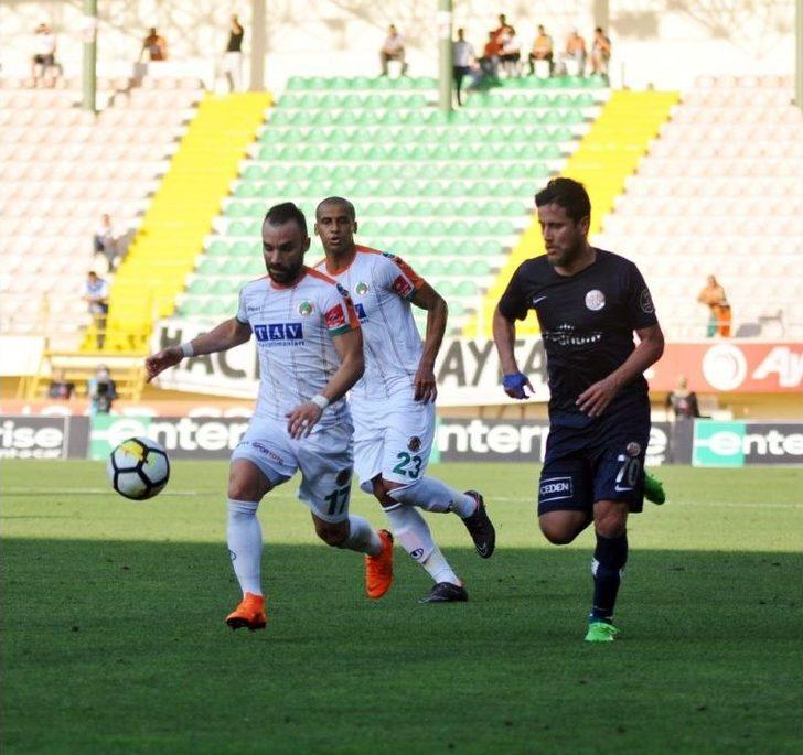 Spor Toto Süper Lig: Aytemiz Alanyaspor: 1 - Antalyaspor: 1 (ilk Yarı) G4