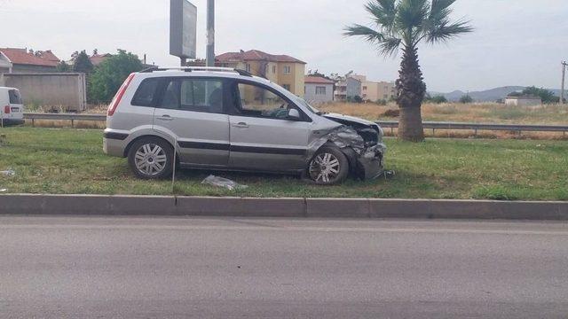 Saruhanlı’da Trafik Kazası: 2 Yaralı