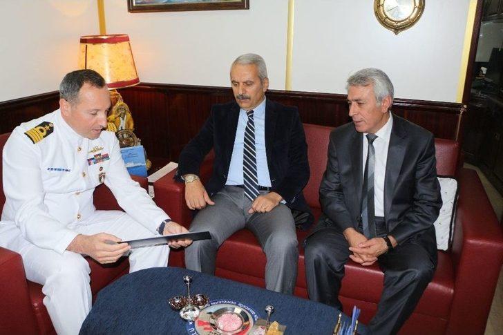 Beyaz Fırtına Tatbikatı’na Katılan Askeri Gemiler Kuşadası’nda G1