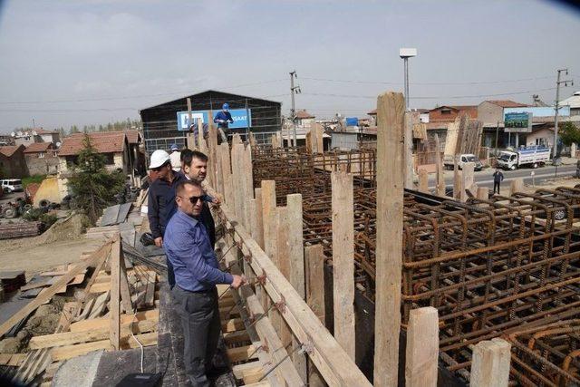 Salihli Köprülü Kavşak Projesi’nde İşler Yolunda