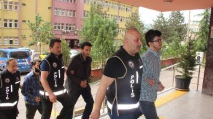 Fetö Operasyonunda 4 Kişiden 1’i Tutuklandı