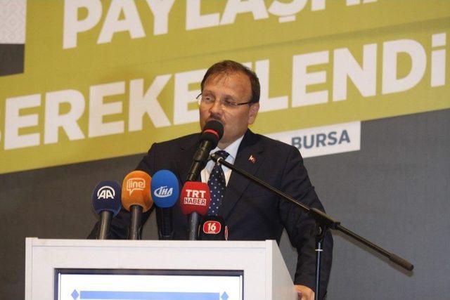 Başbakan Yardımcısı Çavuşoğlu Müsiad’ın İftar Yemeğine Katıldı