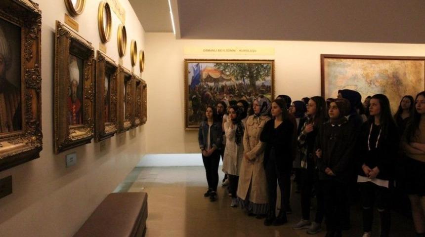 41 Gen&ccedil;&rsquo;e K&uuml;lt&uuml;r Ve Tarih Turu