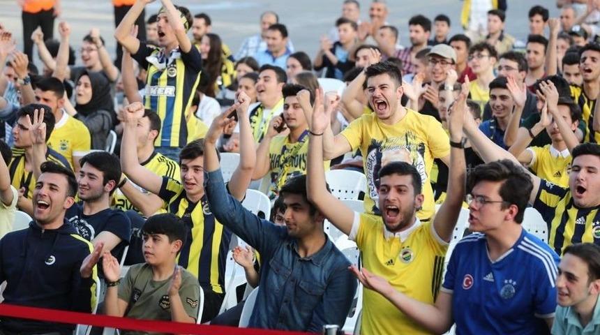 Eurolig Final-four Bağcılar’da Dev Ekranda İzlendi