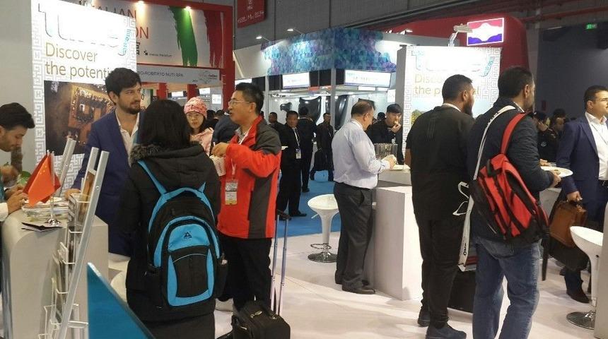 T&uuml;rk Otomotiv Firmaları &Ccedil;in&rsquo;deki 72 Milyar Dolarlık Pazarın Peşinde