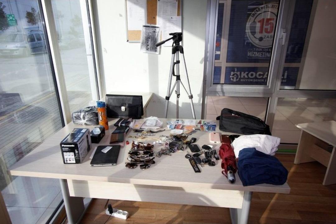Kayıp Eşyalar B&uuml;y&uuml;kşehir Zabıtası Korumasında