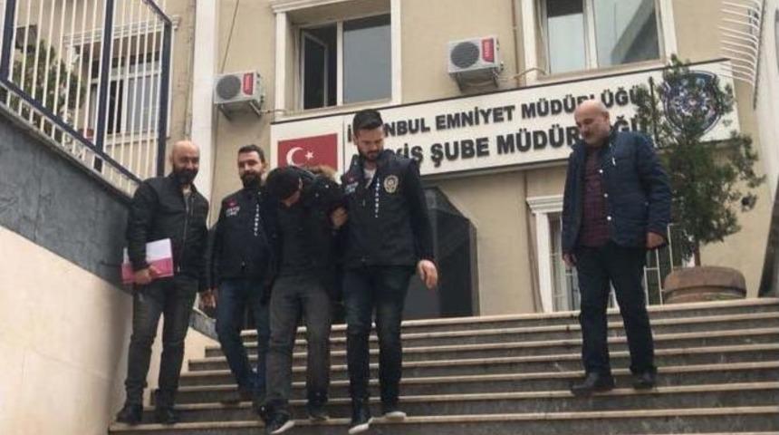 İstanbul&rsquo;da Gasp&ccedil;ılar S&uuml;s K&ouml;peğini &Ccedil;aldılar