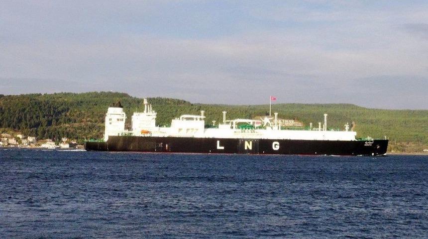 &Ccedil;anakkale Boğazı&rsquo;ndan Doğalgaz Tankeri Ge&ccedil;ti