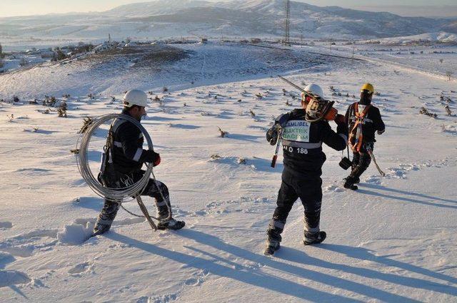 Çedaş, ’enerji Timleri’ İle Kışa Hazır