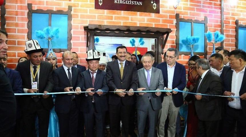 Ke&ccedil;i&ouml;ren&rsquo;de Sahne Kırgızların