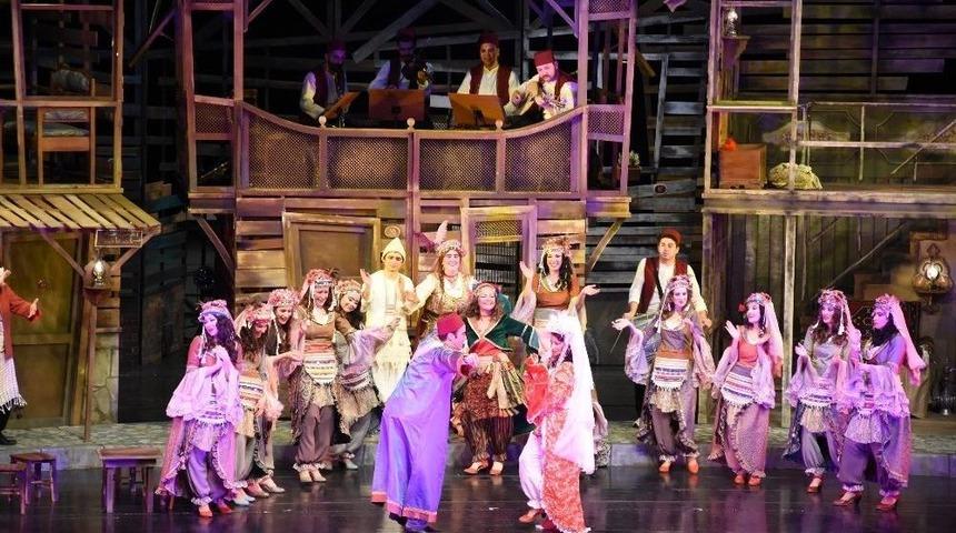 Şehir&rsquo;de Aralık Oyunları