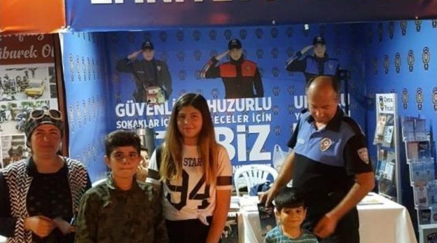 Emniyet Ramazan Etkinlik Alınanı Stant A&ccedil;tı