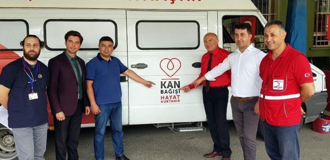 Liselilerden Kızılay&rsquo;a Kan Desteği