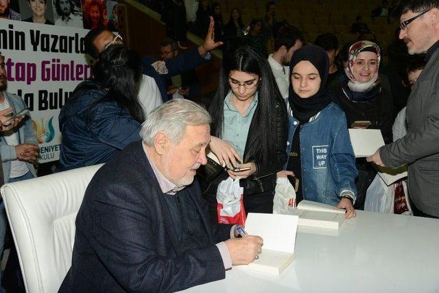 Konya Kitap Günleri’ne 1 Haftada 100 Bin Ziyaretçi